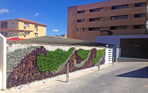 Jardín en panel vertical